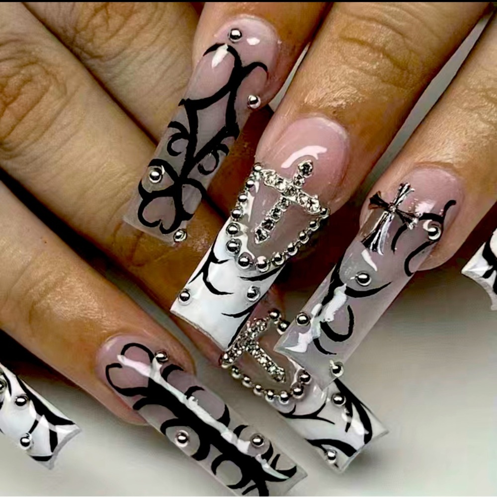🍒🍒 XL Crescent Hearts Press On Nails